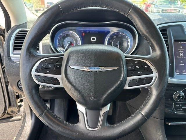 Chrysler 300 Touring 2021