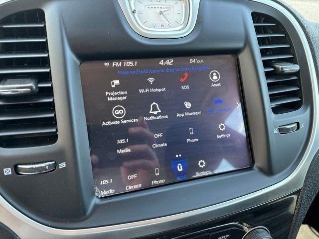 Chrysler 300 Touring 2021