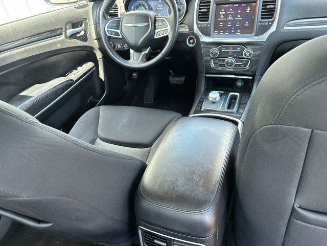 Chrysler 300 Touring 2021