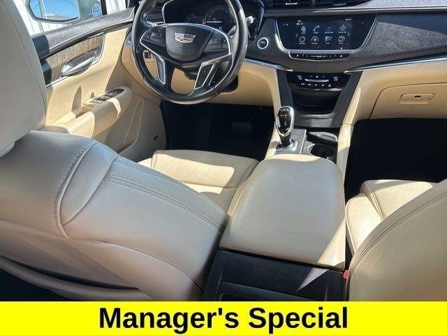 Cadillac XT5 Base 2019