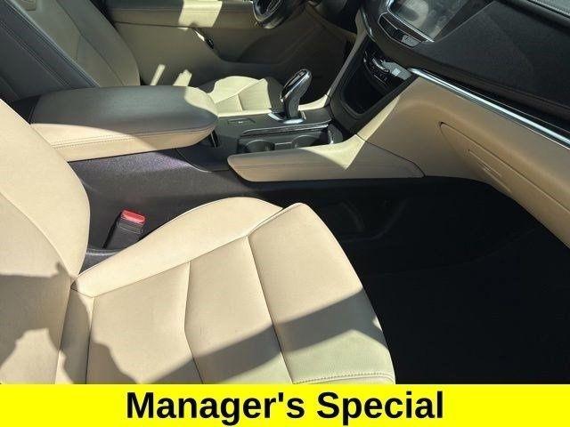 Cadillac XT5 Base 2019