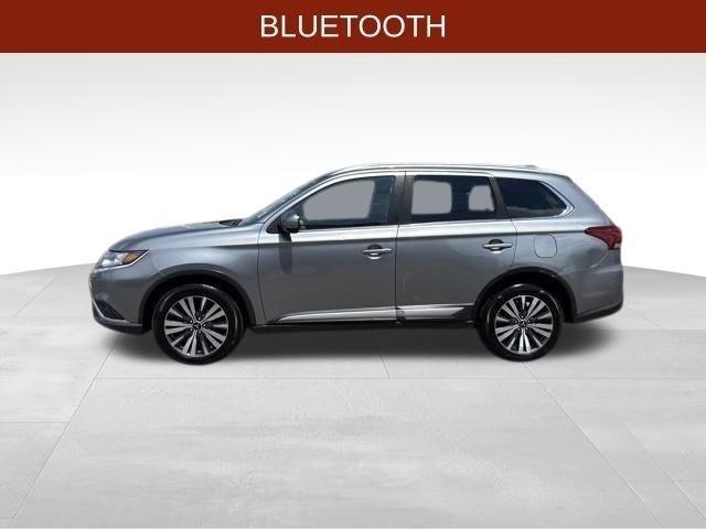 Mitsubishi Outlander SE 2WD 2020