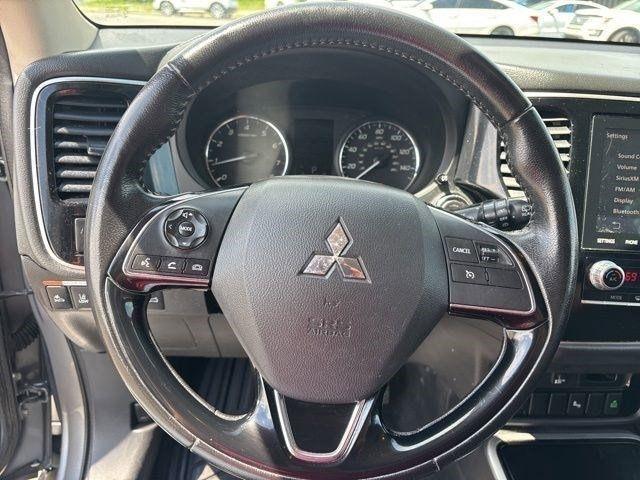 Mitsubishi Outlander SE 2WD 2020