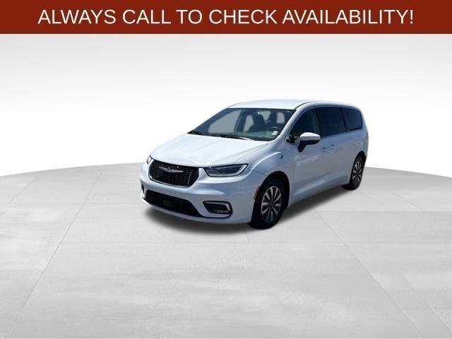 Chrysler Pacifica Hybrid Touring L 2023
