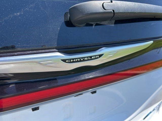 Chrysler Pacifica Hybrid Touring L 2023