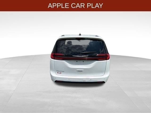 Chrysler Pacifica Touring L 2023