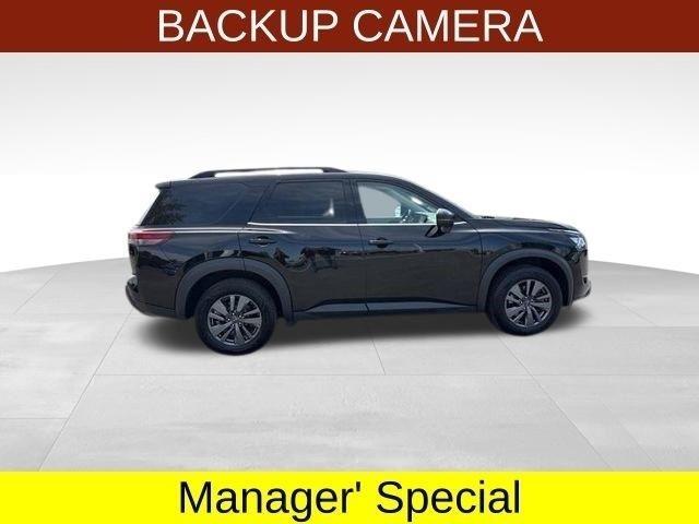 Nissan Pathfinder SV 4WD 2024