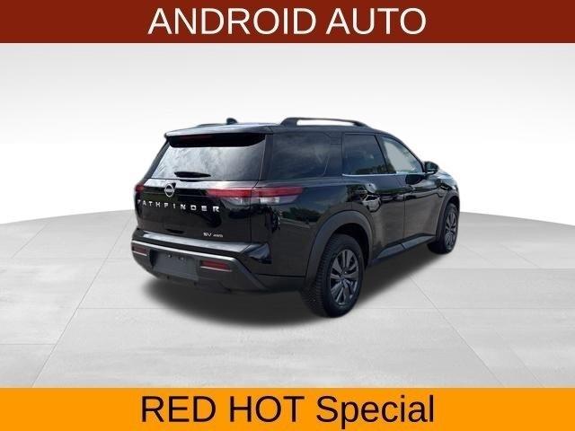 Nissan Pathfinder SV 4WD 2024