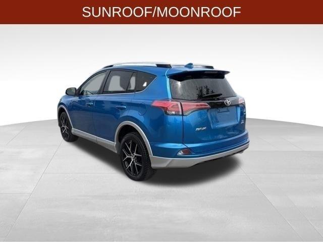 Toyota RAV4 SE 4WD 2016