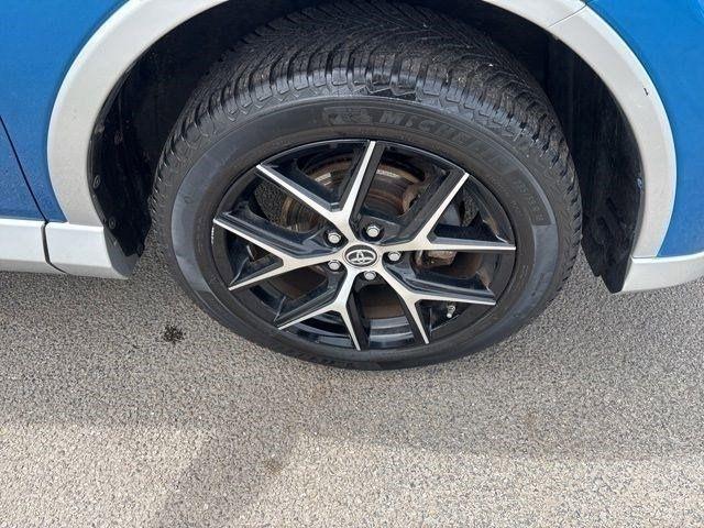 Toyota RAV4 SE 4WD 2016