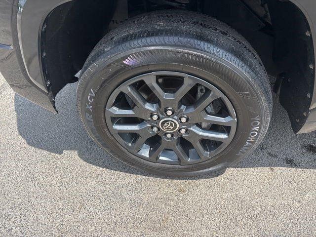 Toyota Tundra Platinum CrewMax 4WD 2022