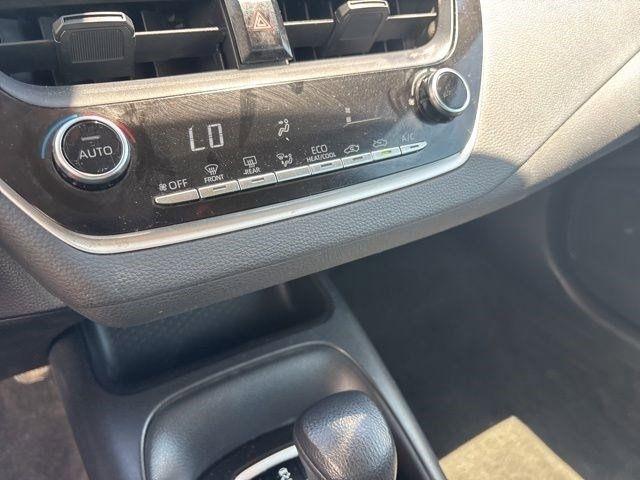 Toyota Corolla LE Hybrid 2022