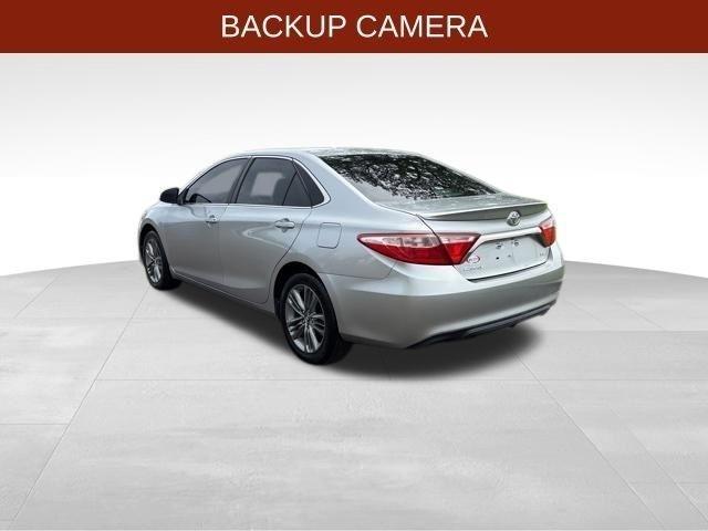 Toyota Camry SE 2017