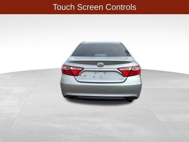 Toyota Camry SE 2017