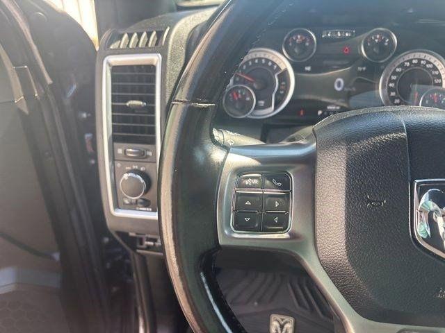 RAM 1500 Classic Tradesman Crew Cab SWB 4WD 2021