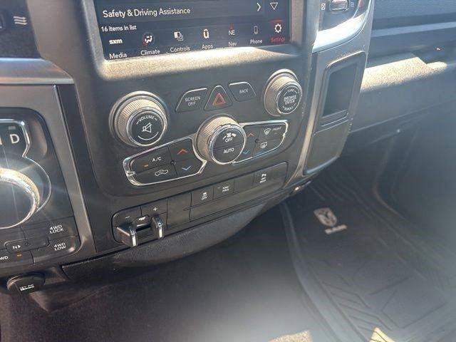 RAM 1500 Classic Tradesman Crew Cab SWB 4WD 2021