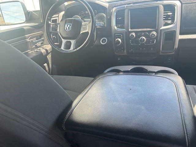 RAM 1500 Classic Tradesman Crew Cab SWB 4WD 2021