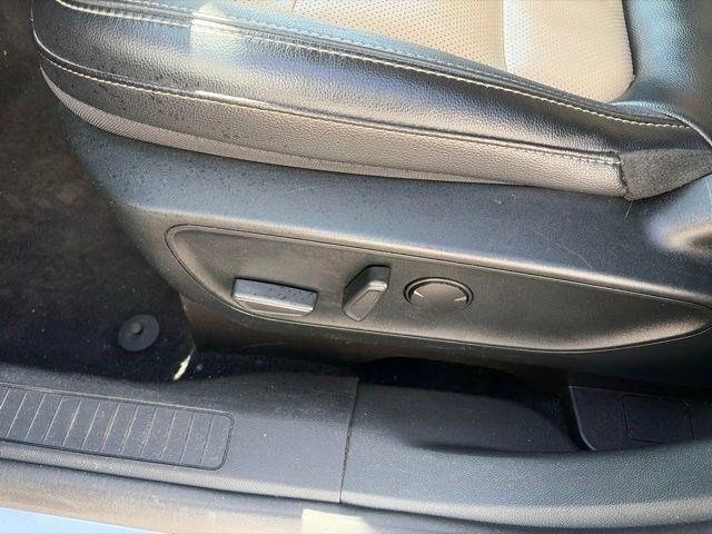 Ford Escape Titanium 4WD 2022