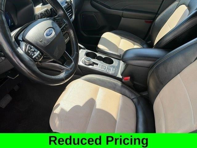 Ford Escape Titanium AWD 2022
