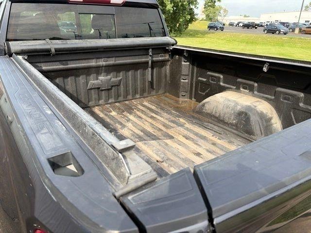 Chevrolet Silverado 1500 LT Crew Cab 4WD 2022