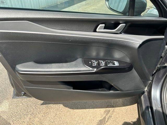 Kia K5 LXS 2024