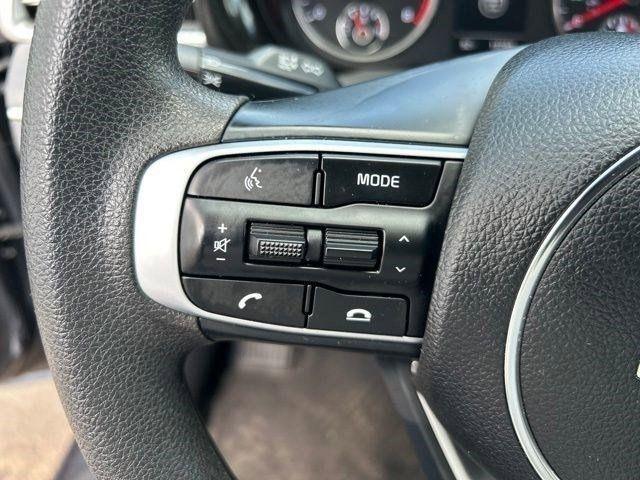Kia K5 LXS 2024