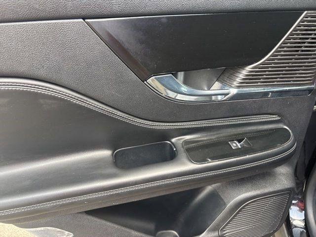 Lincoln Corsair Base AWD 2021
