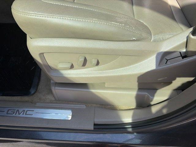 GMC Yukon SLT 2WD 2015
