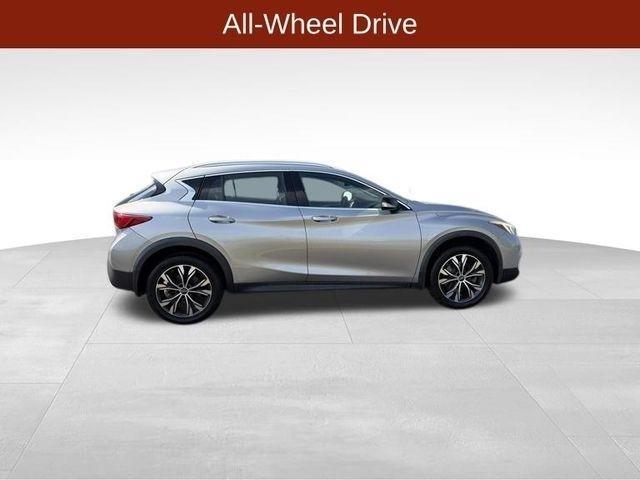 Infiniti QX30 Premium AWD 2017