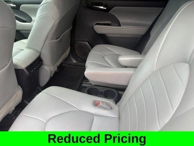 Toyota Highlander XLE Nav AWD V6 2020