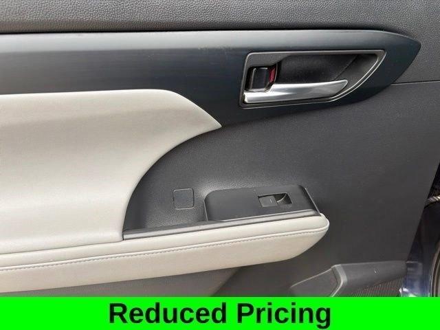 Toyota Highlander XLE Nav AWD V6 2020