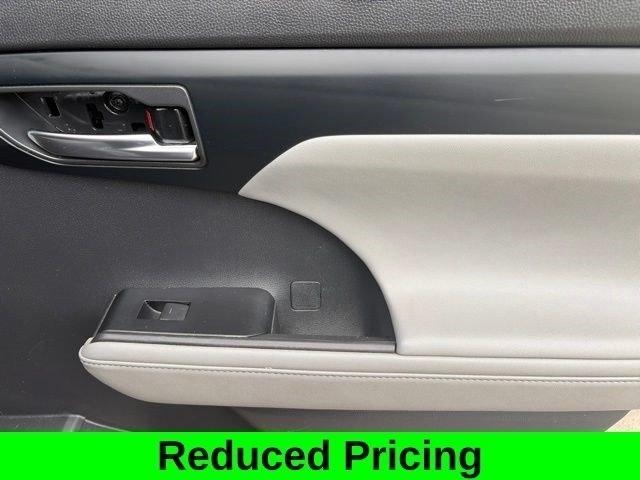 Toyota Highlander XLE Nav AWD V6 2020