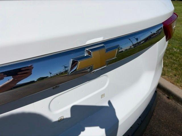 Chevrolet Traverse LS FWD 2021