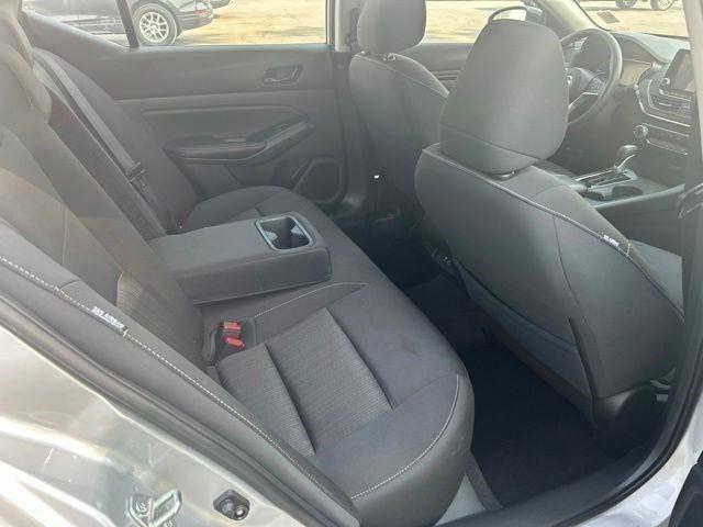 Nissan Altima 2.5 SV 2025