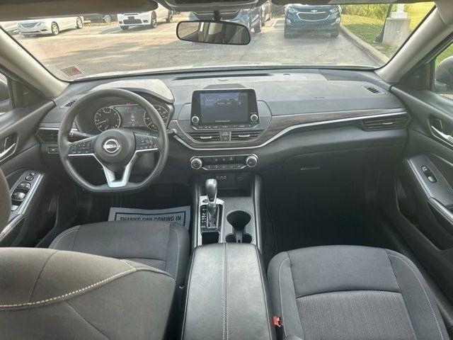 Nissan Altima 2.5 SV 2025