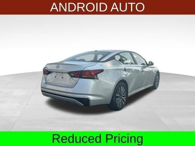 Nissan Altima 2.5 SV 2025