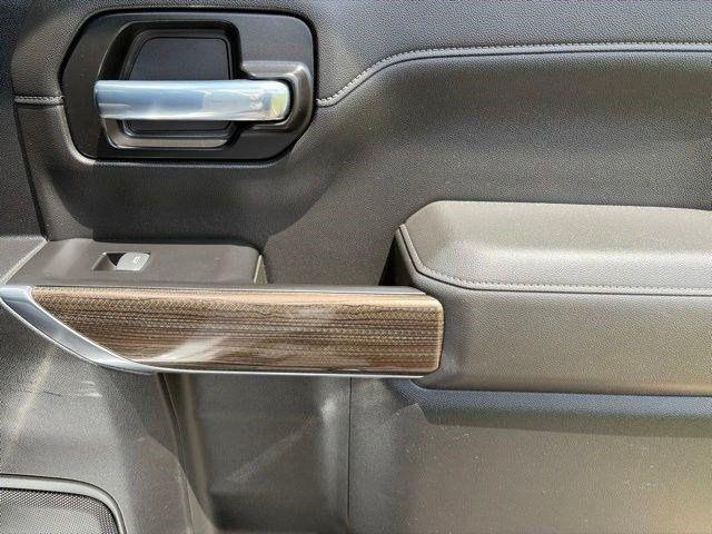 Chevrolet Silverado 1500 Limited LT Trail Boss Crew Cab 4WD 2022