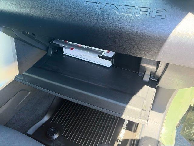 Toyota Tundra SR5 CrewMax 4WD 2023