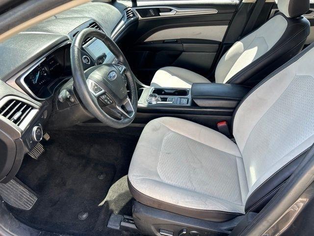 Ford Fusion SE 2020