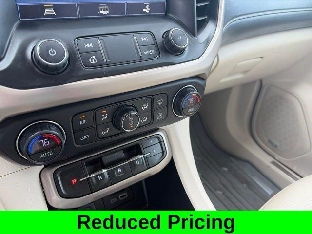 GMC Acadia Denali AWD 2021