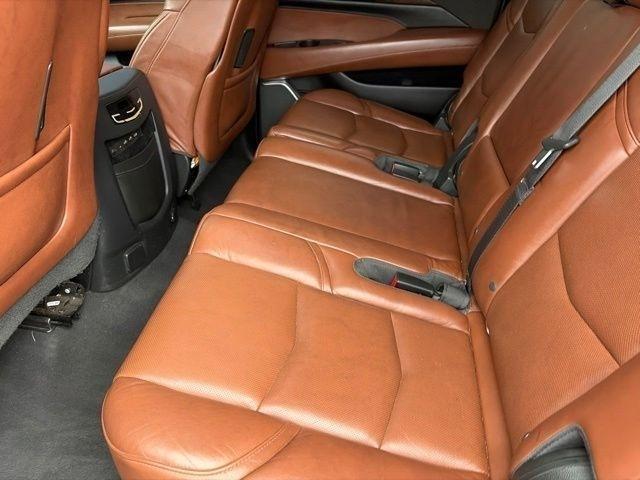 Cadillac Escalade ESV Luxury 4WD 2019