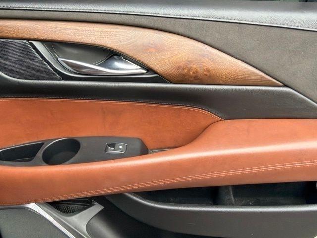 Cadillac Escalade ESV Luxury 4WD 2019