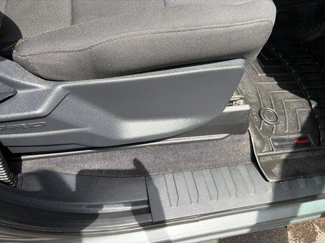 Ford F-150 STX SuperCrew 4WD 2025