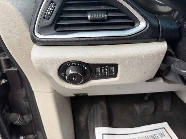 Chrysler Pacifica Touring-L 2017