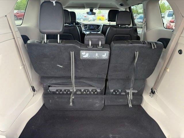 Chrysler Pacifica Touring-L 2017