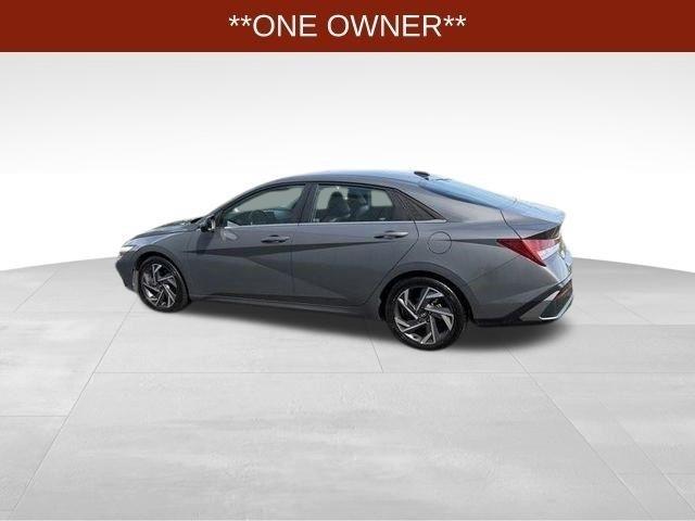 Hyundai Elantra Limited 2024