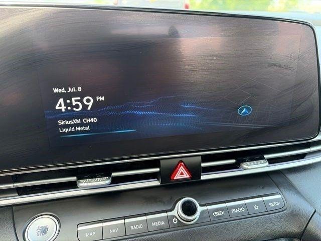 Hyundai Elantra Limited 2024