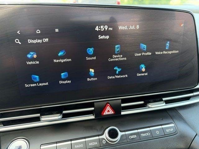 Hyundai Elantra Limited 2024