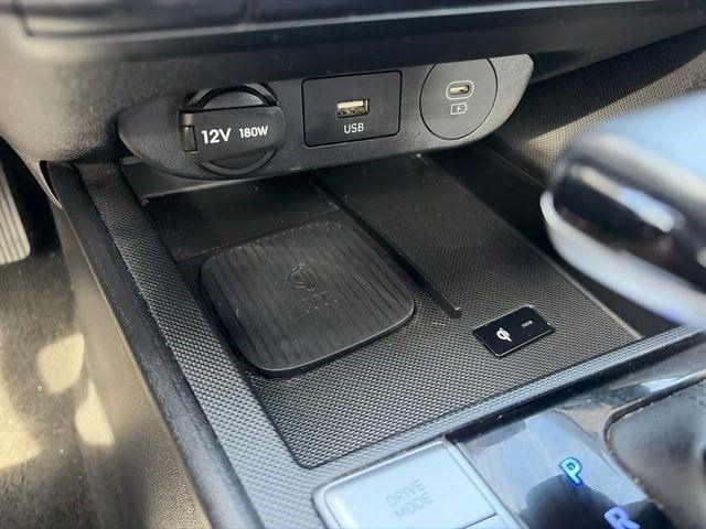 Hyundai Elantra Limited 2024