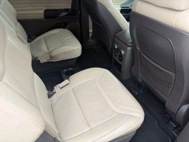 Ford Explorer Platinum AWD 2020